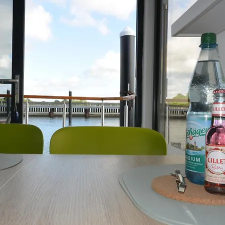 Båthotell Oeko Budget Hausboot Retreat Morgenrot *